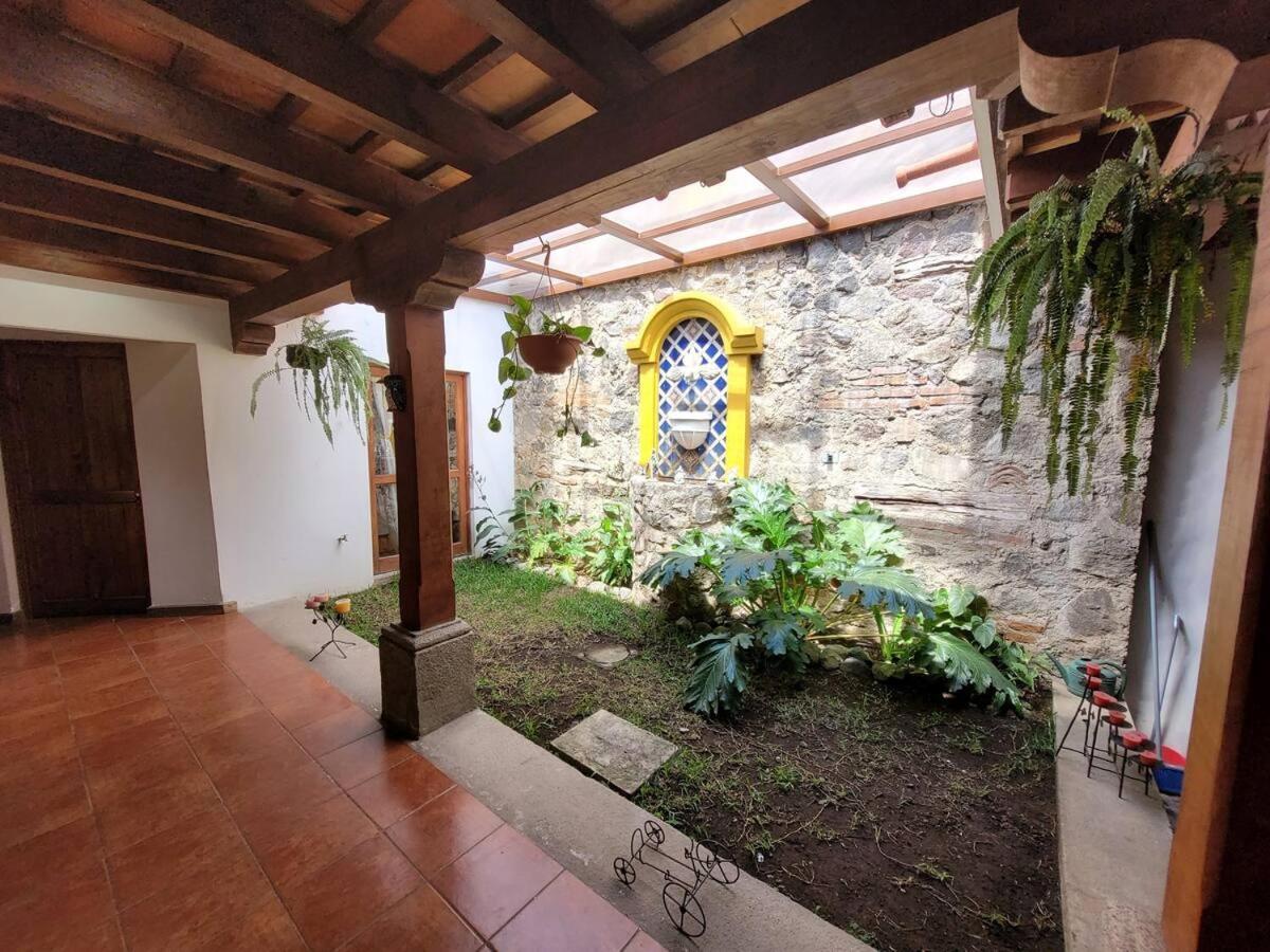 Amplia Casa Antigua Guatemala Con Pergola Y Jardin Villa Exteriör bild