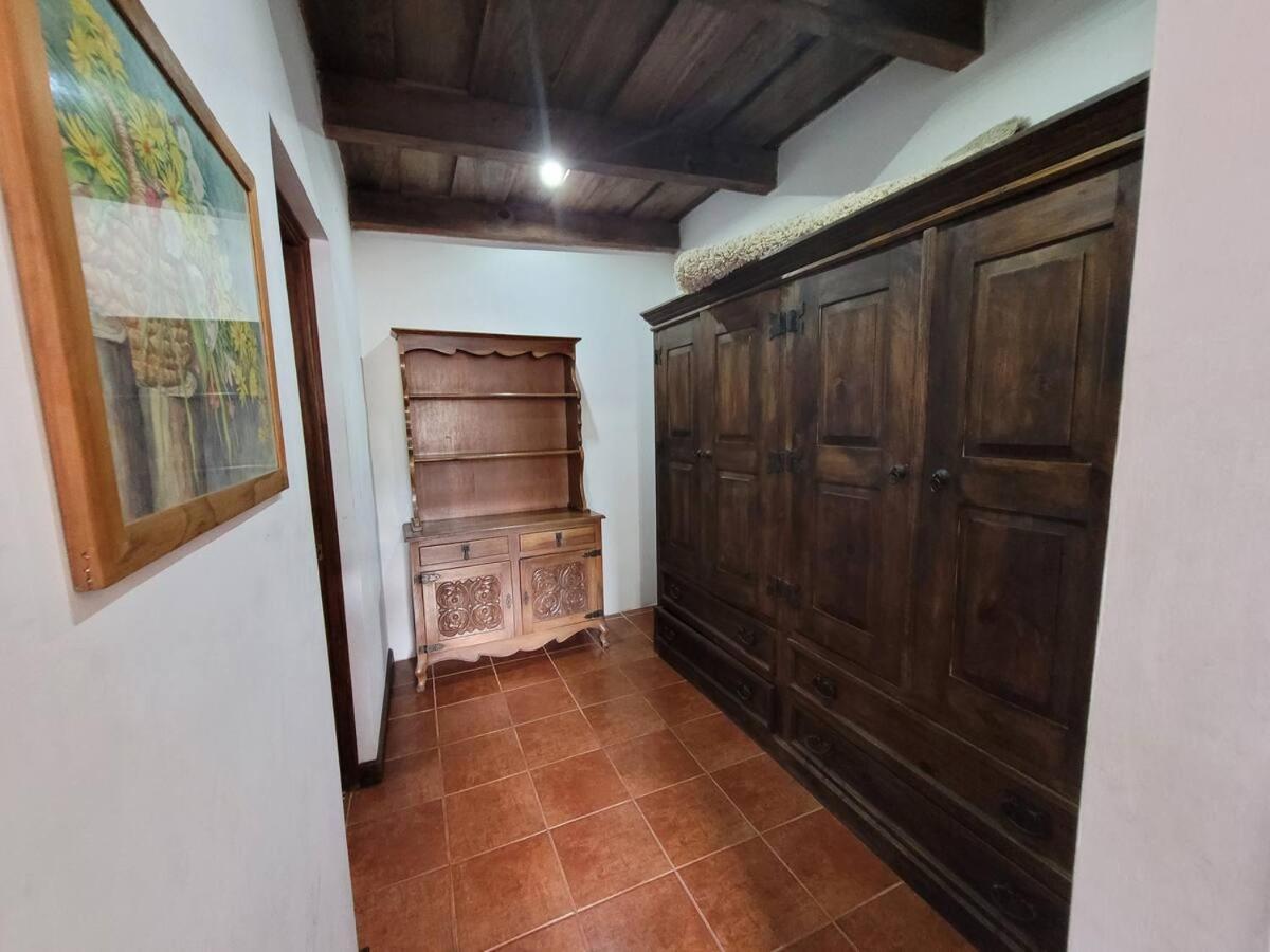 Amplia Casa Antigua Guatemala Con Pergola Y Jardin Villa Exteriör bild